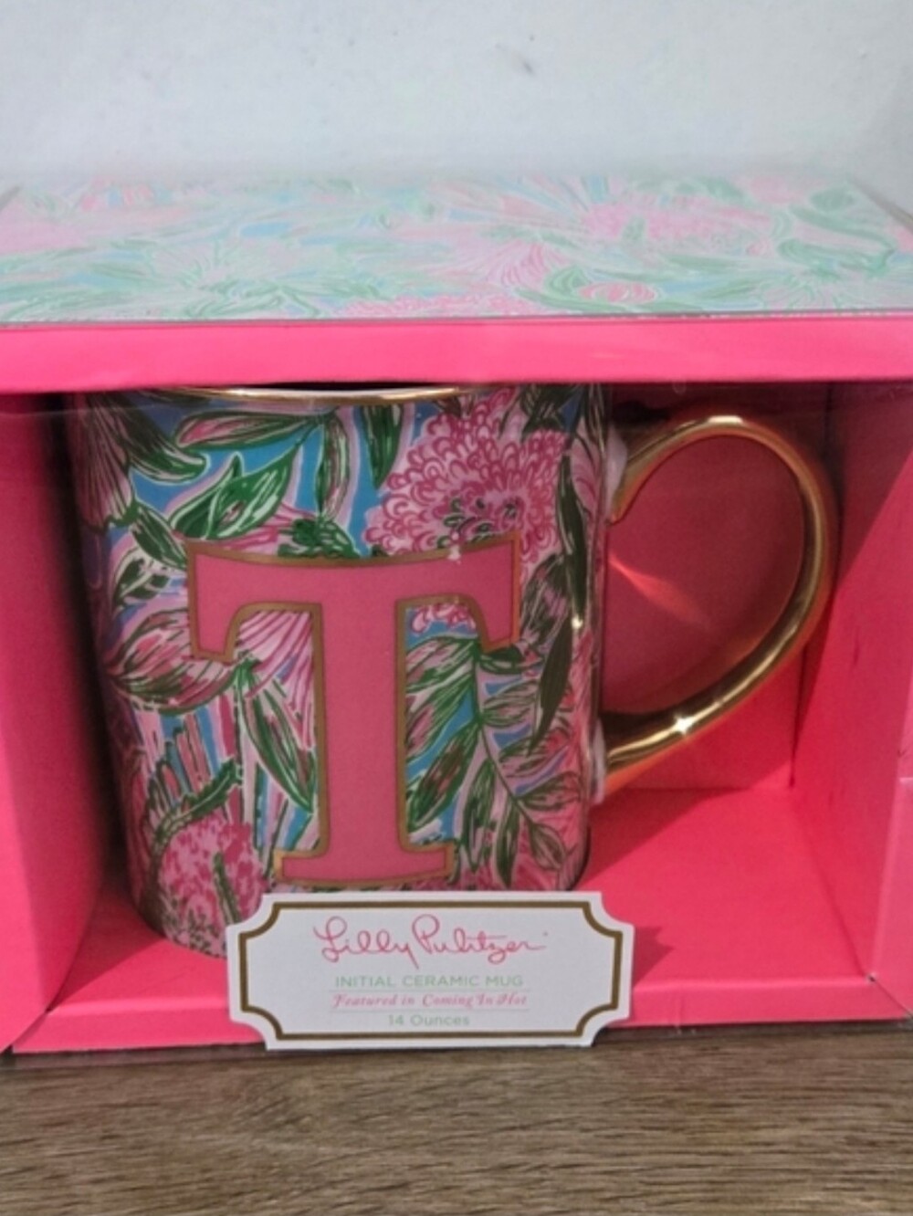Lilly  Pulitzer Ceramic MUG Initial “T” 14 Oz GOLD Handle & Accents New Open Box